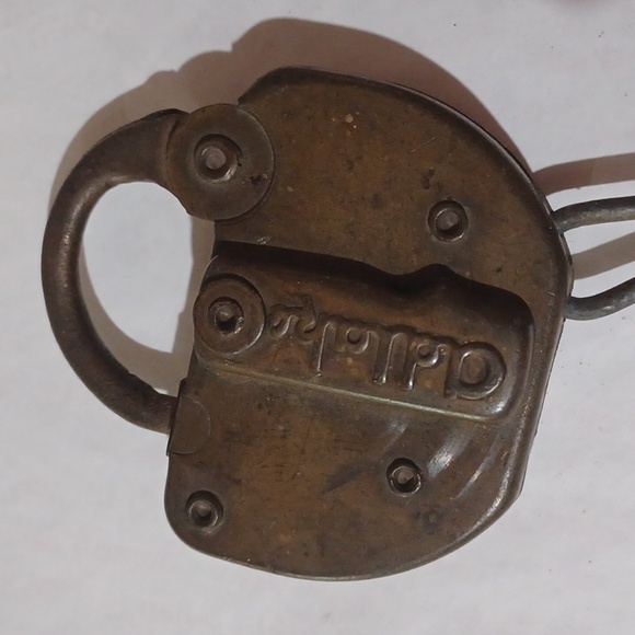 Vintage Adlake railroad switch lock with chain no lock - Picture 2 of 4